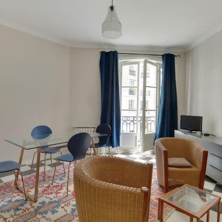 4 People Apartment Close To Eiffel Tower By Weekome Paris Eksteriør bilde