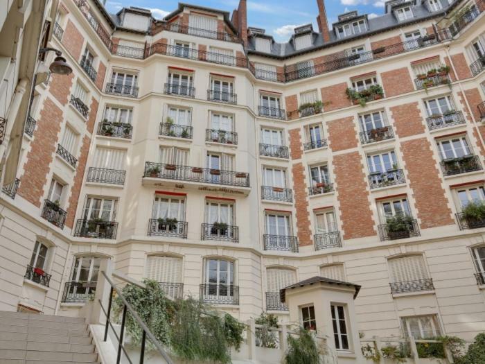 4 People Apartment Close To Eiffel Tower By Weekome Paris Eksteriør bilde